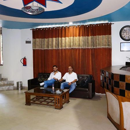 Hotel River Bank Mandi Exterior foto
